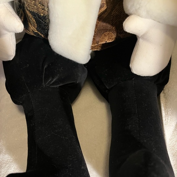 Vintage! Woof N Poof Christmas Santa Tapestry with  Signature Button. - Picture 12 of 15